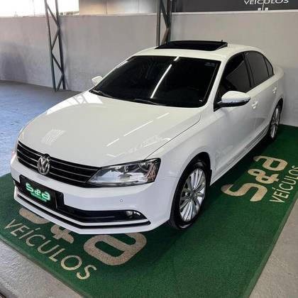VOLKSWAGEN JETTA 1.4 16V TSI COMFORTLINE GASOLINA 4P TIPTRONIC VOLKSWAGEN JETTA 1.4 16V TSI COMFORTLINE GASOLINA 4P TIPTRONIC